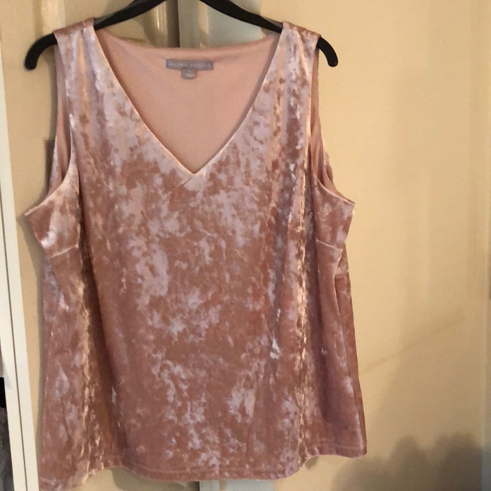 Crushed velvet top